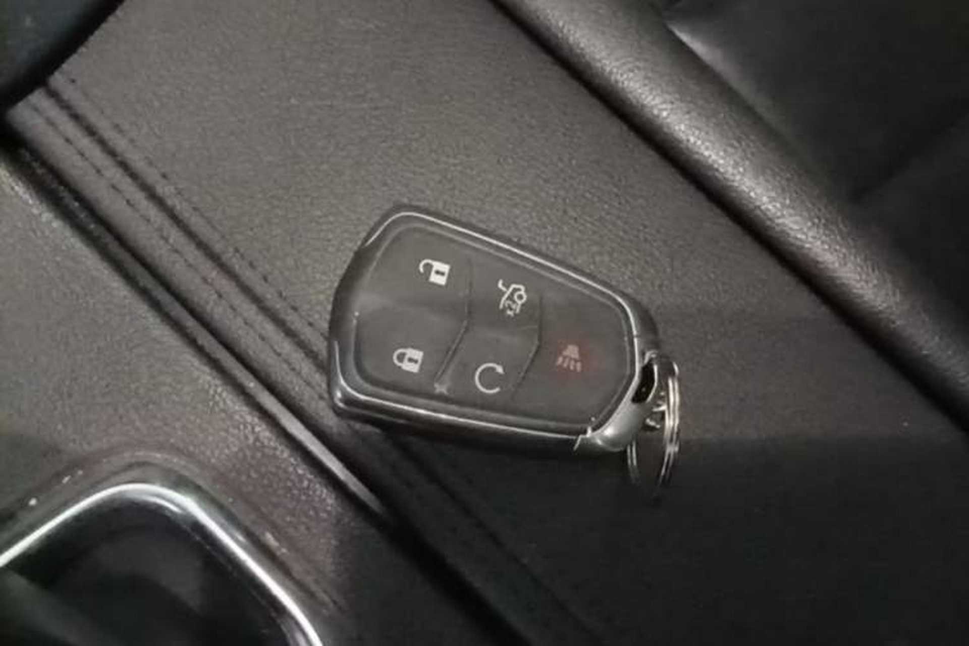 Used Cadillac XT5 2018 25T Luxury Model Vehicle Key