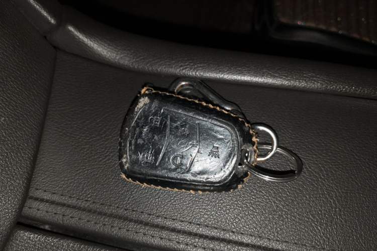 Used Cadillac XT5 2018 25T Luxury Model Vehicle Key