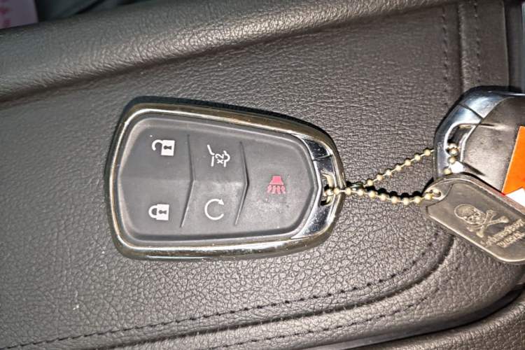 Used Cadillac XT5 2018 28T Four-Wheel Drive Luxury Model Vehicle Key