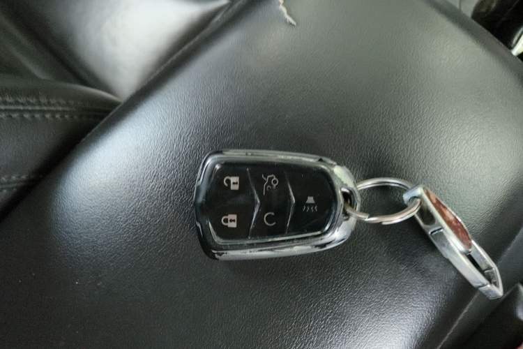 Used Cadillac XT5 2018 25T Luxury Model Vehicle Key