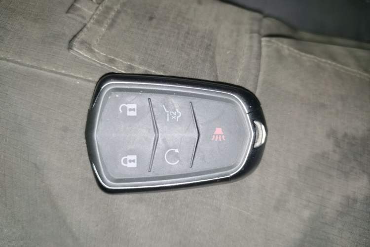 Used Cadillac XT5 2018 25T Luxury Model Vehicle Key