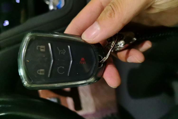 Used Cadillac XT5 2018 25T Luxury Model Vehicle Key