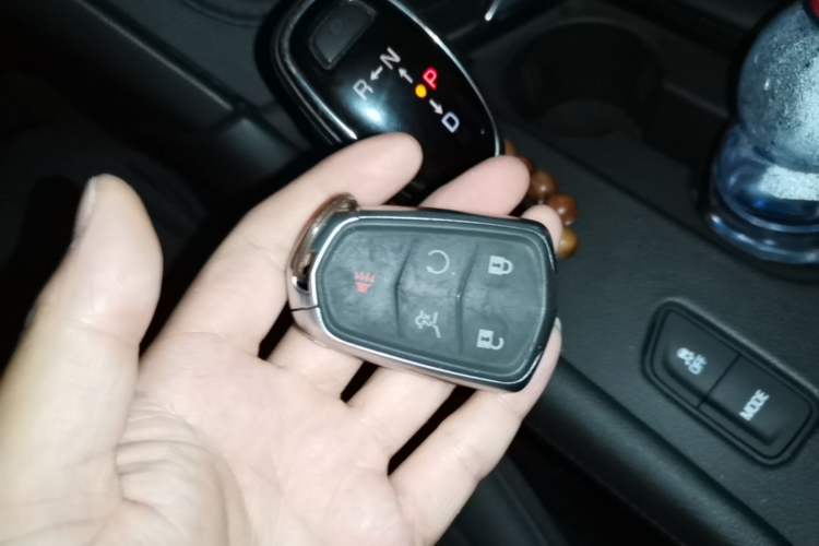 Used Cadillac XT5 2018 25T Luxury Model Vehicle Key