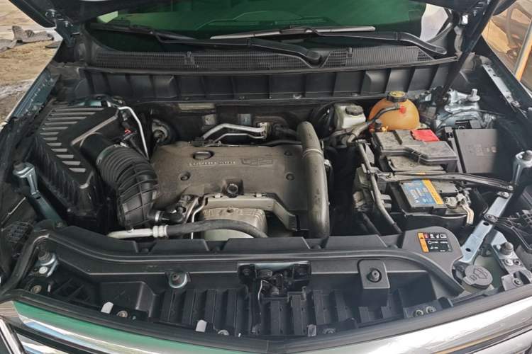 Used Cadillac XT5 2018 28T Four-Wheel Drive Luxury Model Engine Bay