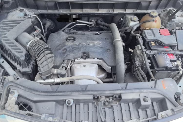 Used Cadillac XT5 2018 25T Luxury Model Engine Bay
