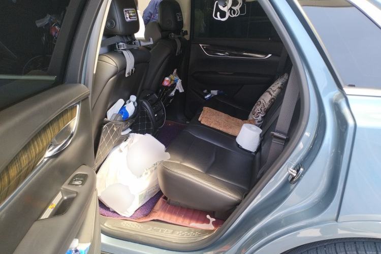 Used Cadillac XT5 2018 25T Luxury Model Left Rear Seat