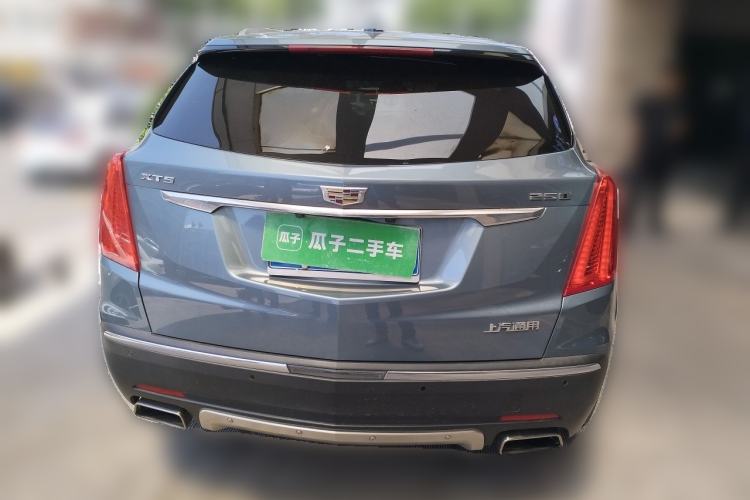 Used Cadillac XT5 2018 25T Luxury Model Rear