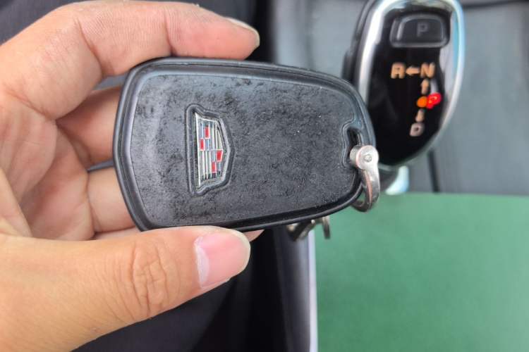 Used Cadillac XT5 2018 25T Luxury Model Vehicle Key