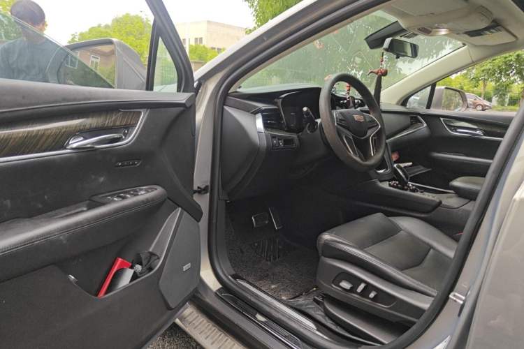 Used Cadillac XT5 2018 28T Four-Wheel Drive Luxury Model Driver Seat