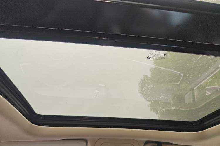 Used Cadillac XT5 2018 28T Four-Wheel Drive Luxury Model Headliner