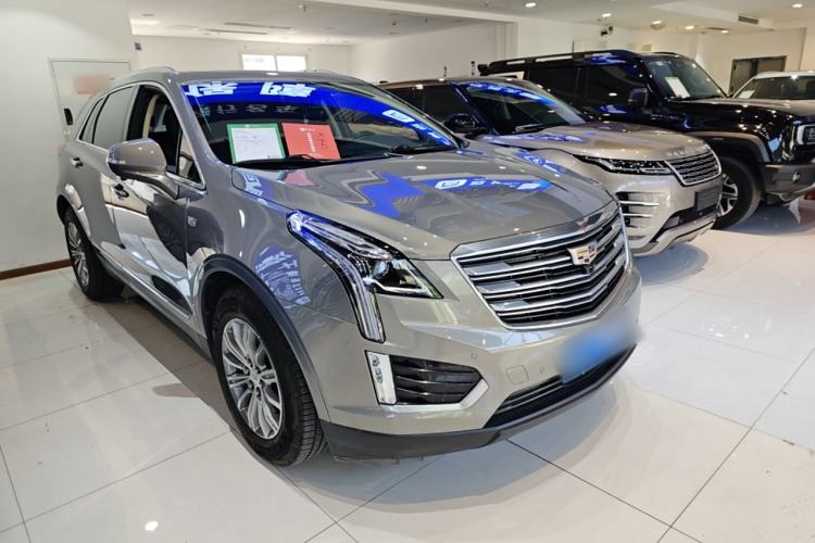 Used Cadillac XT5 2018 28T Four-Wheel Drive Luxury Model Exterior 2