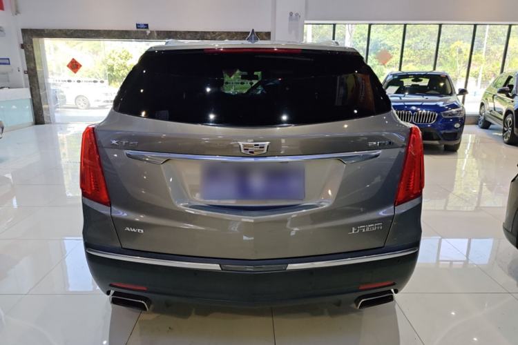 Used Cadillac XT5 2018 28T Four-Wheel Drive Luxury Model Exterior 4