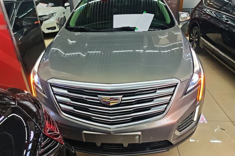 Used Cadillac XT5 2018 28T Four-Wheel Drive Luxury Model Front