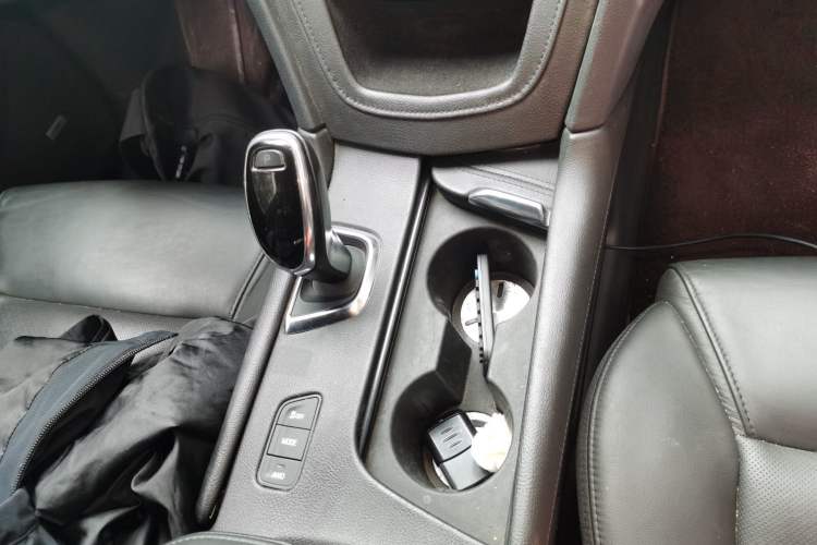 Used Cadillac XT5 2018 28E Four-Wheel Drive Leading Version Gear Lever