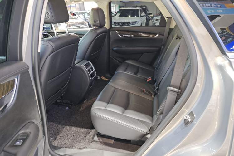 Used Cadillac XT5 2018 28T Four-Wheel Drive Luxury Model Interior 1
