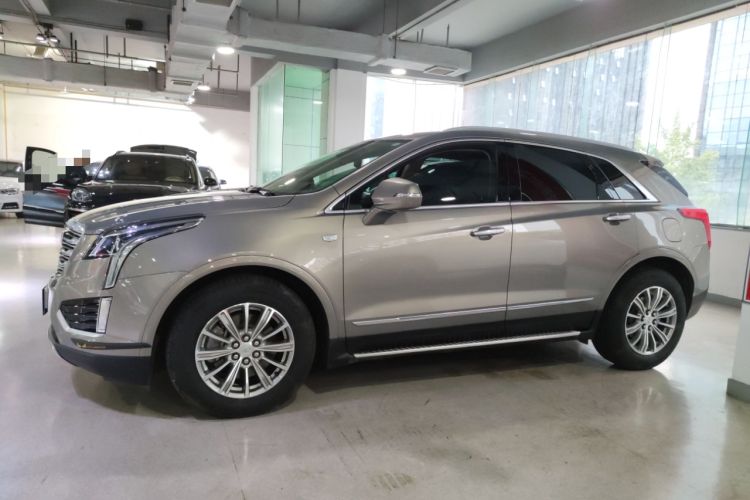 Used Cadillac XT5 2018 25T Luxury Model Left Side