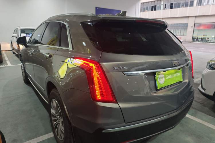 Used Cadillac XT5 2018 25T Luxury Model Rear Left 45 Deg