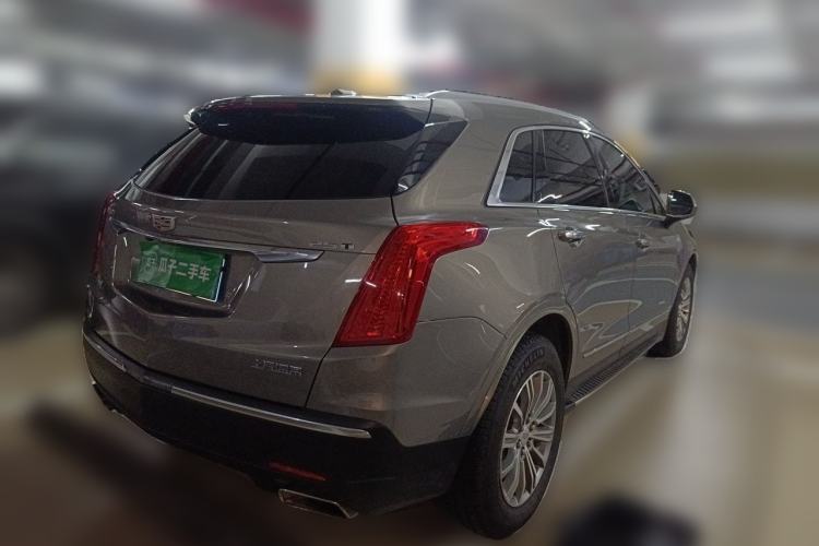 Used Cadillac XT5 2018 25T Luxury Model Rear Right 45 Deg