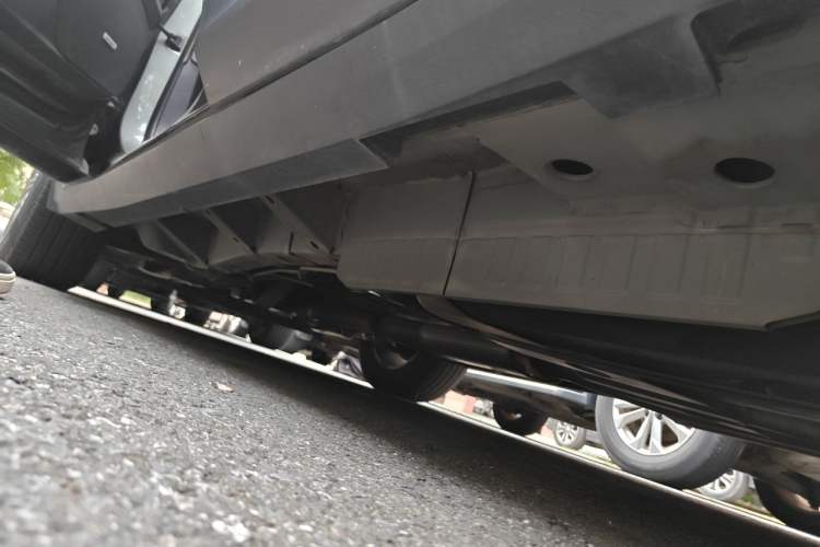 Used Cadillac XT5 2018 25T Luxury Model Chassis Rear Left