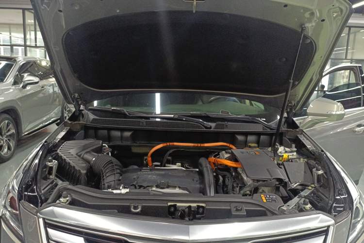 Used Cadillac XT5 2018 28E Four-Wheel Drive Tech Version Engine Bay