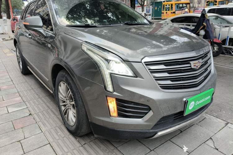 Used Cadillac XT5 2018 25T Luxury Model Exterior 1