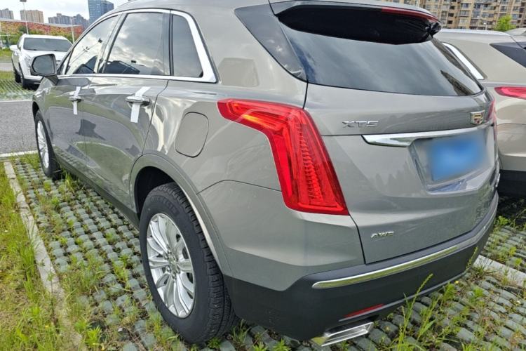 Used Cadillac XT5 2018 28E Four-Wheel Drive Tech Version Exterior 2