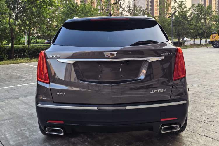 Used Cadillac XT5 2018 28T Four-Wheel Drive Luxury Model Exterior 4