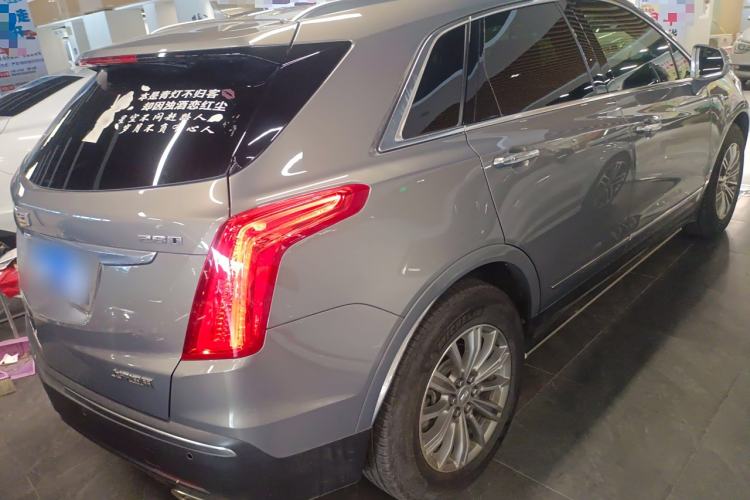 Used Cadillac XT5 2018 28T Four-Wheel Drive Luxury Model Exterior 5