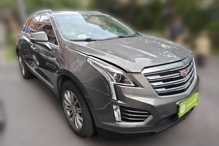 Used Cadillac XT5 2018 25T Luxury Model Front Right 45 Deg