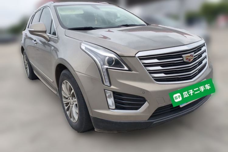 Used Cadillac XT5 2018 25T Luxury Model Front Right 45 Deg