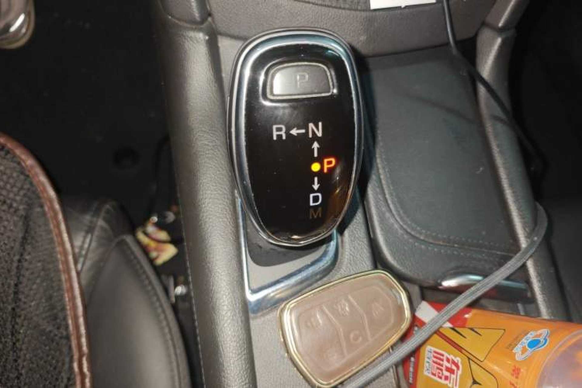 Used Cadillac XT5 2018 25T Luxury Model Gear Lever