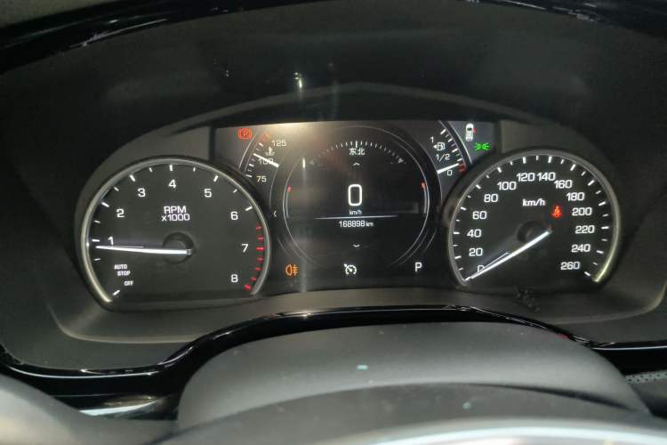 Used Cadillac XT5 2018 25T Luxury Model Instrument Cluster