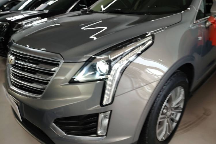 Used Cadillac XT5 2018 25T Luxury Model Left Front Headlight