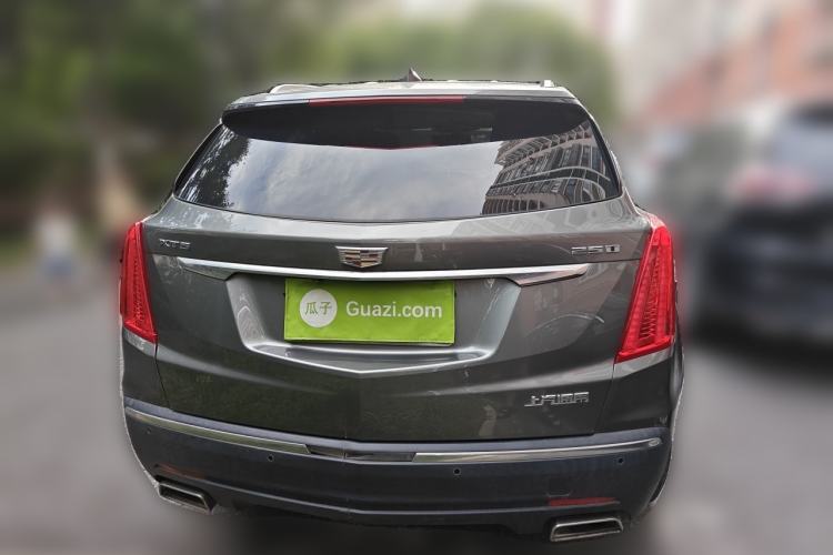 Used Cadillac XT5 2018 25T Luxury Model Rear