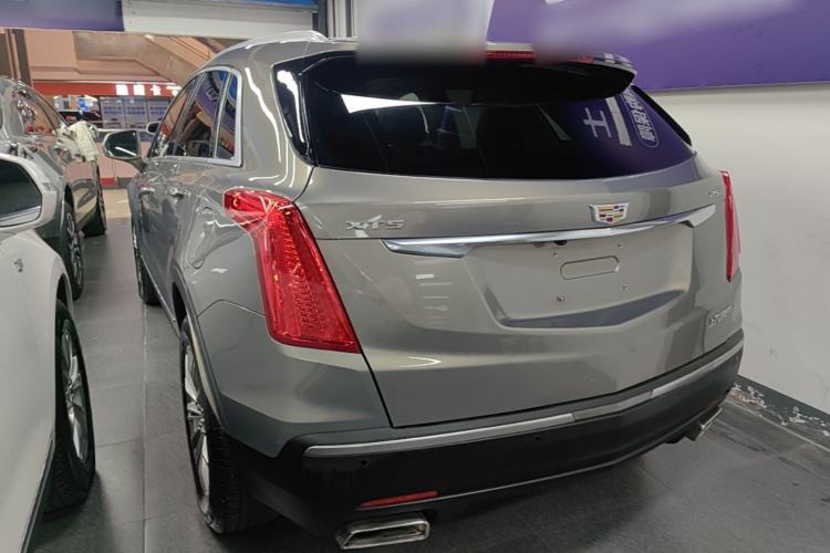 Used Cadillac XT5 2018 25T Luxury Model Rear Left 45 Deg