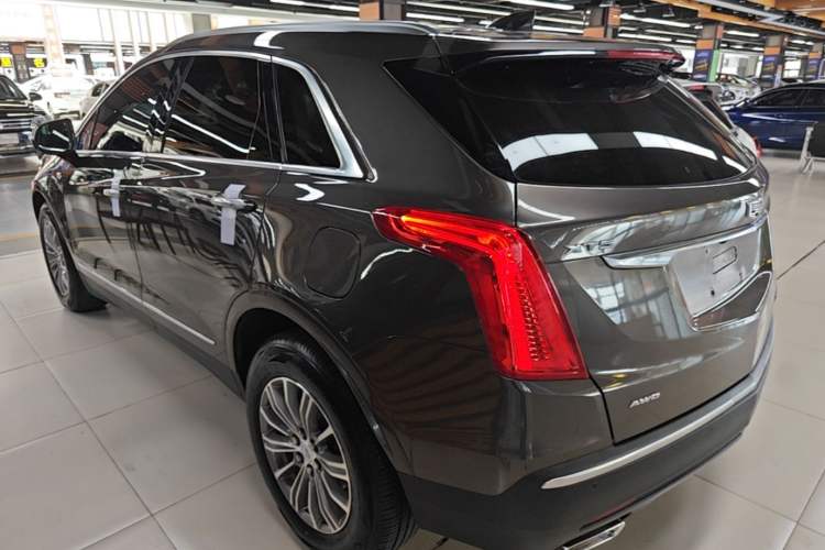 Used Cadillac XT5 2018 28T Four-Wheel Drive Luxury Model Rear Left 45 Deg