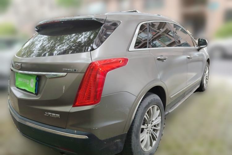 Used Cadillac XT5 2018 25T Luxury Model Rear Right 45 Deg