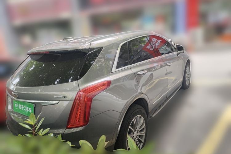 Used Cadillac XT5 2018 25T Luxury Model Rear Right 45 Deg