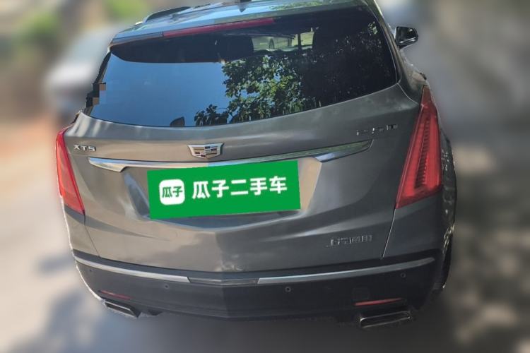 Used Cadillac XT5 2018 25T Luxury Model Rear
