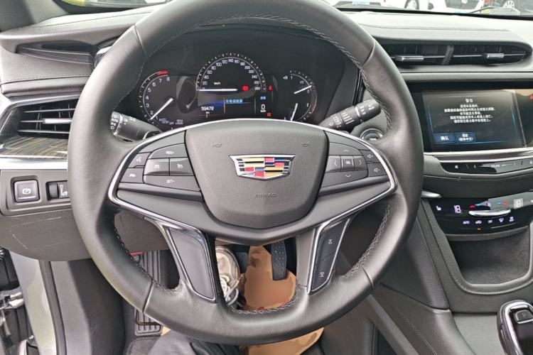 Used Cadillac XT5 2018 28E Four-Wheel Drive Tech Version Steering Wheel