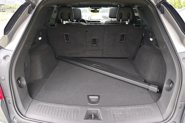 Used Cadillac XT5 2018 28E Four-Wheel Drive Tech Version Trunk