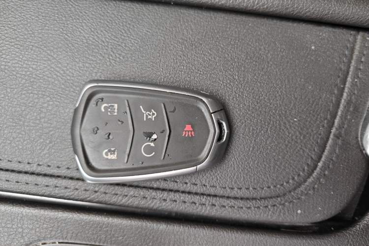 Used Cadillac XT5 2018 25T Luxury Model Vehicle Key