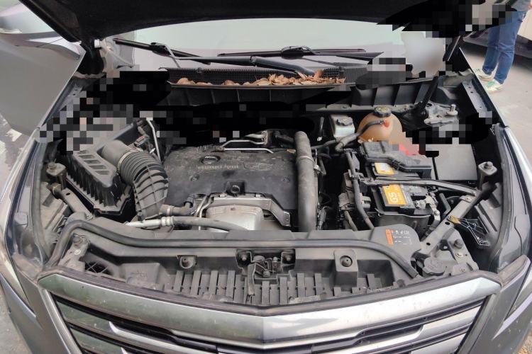 Used Cadillac XT5 2018 25T Tech Model Engine Bay