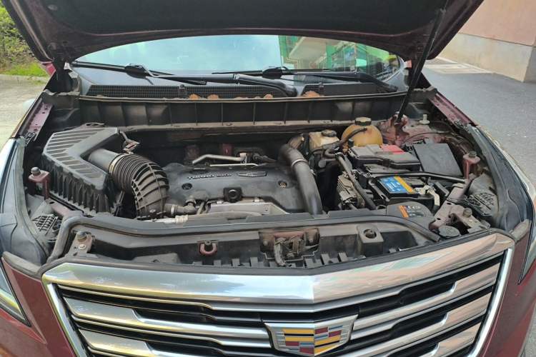 Used Cadillac XT5 2018 28T Four-Wheel Drive Luxury Model Engine Bay