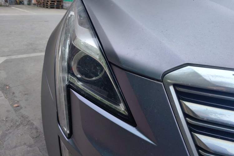 Used Cadillac XT5 2018 25T Tech Model Exterior 6