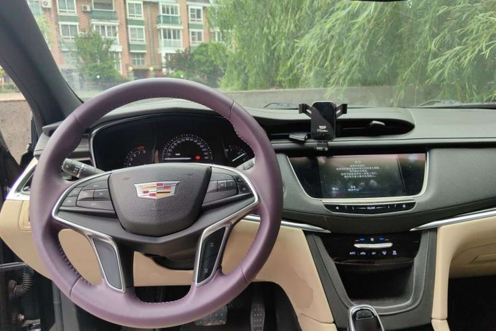 Used Cadillac XT5 2018 25T Tech Model Steering Wheel