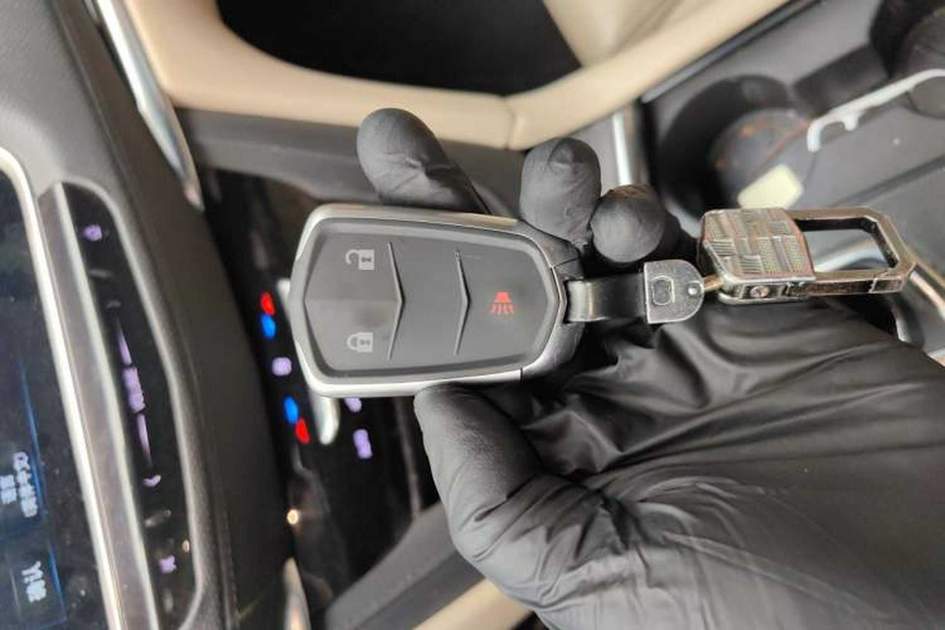 Used Cadillac XT5 2018 25T Tech Model Vehicle Key