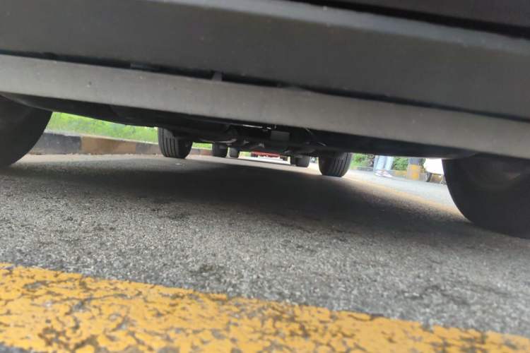 Used Cadillac XT5 2018 25T Luxury Model Chassis Front
