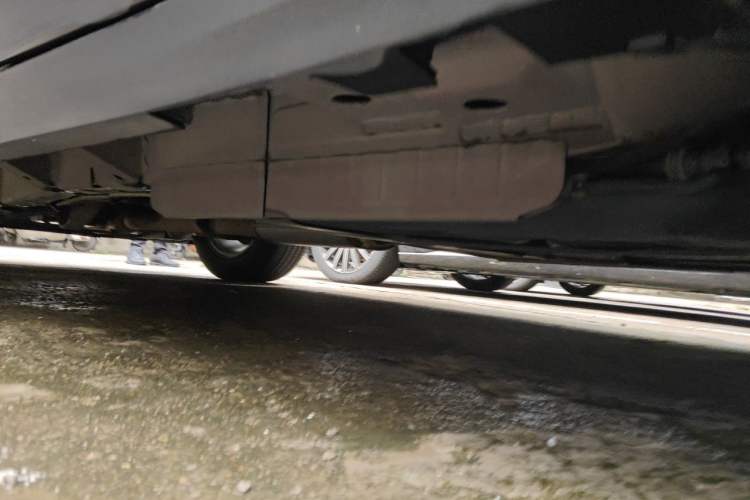 Used Cadillac XT5 2018 25T Luxury Model Chassis Rear Left
