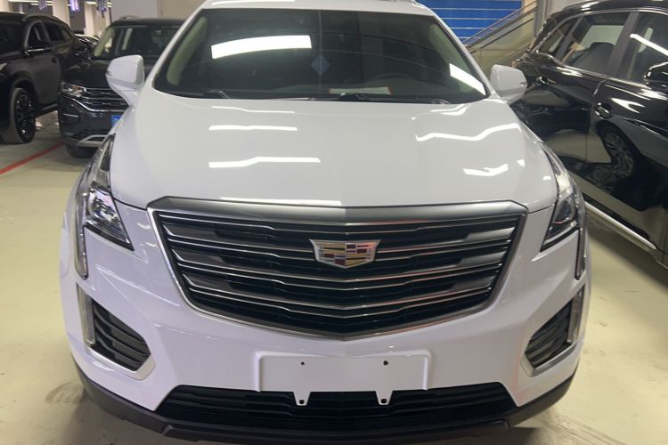Used Cadillac XT5 2018 25T Luxury Model Exterior 1